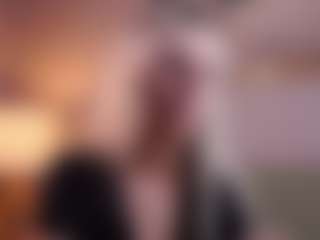 Live cam show with Molly - Striptease on liverealitysex.com