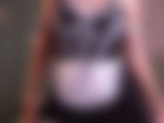 Live cam show with Molly - Athletic Young Adult on Camsoda