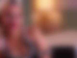 Live cam show with Molly - Athletic Young Adult on Camsoda