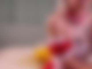 Live cam show with Molly - New Brown Eyes on Camsoda