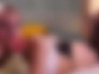Live cam show with Molly - Blonde Hair on Camsoda