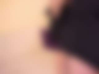 Live cam show with Molly - Moaning on Camsoda
