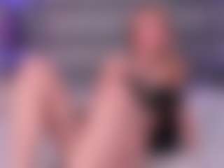 Live cam show with AlexaaFoxxx - Middle Aged on CamSodaAdn