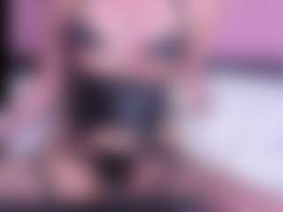 AntonellaHyH's Live Sex Cam Show