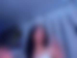 Live cam show with AntonellaHyH - New Brown Eyes on Camsoda