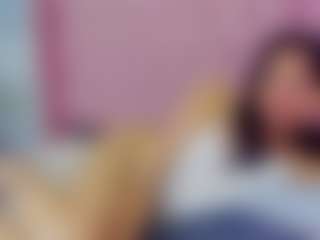 AntonellaHyH's Live Sex Cam Show