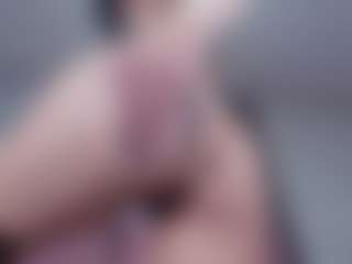 AntonellaHyH's Live Sex Cam Show