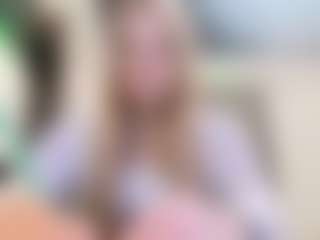 CarylReihing's Live Sex Cam Show