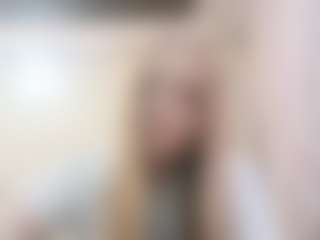 Live cam show with CarylReihing - Solo on Hubzter Live