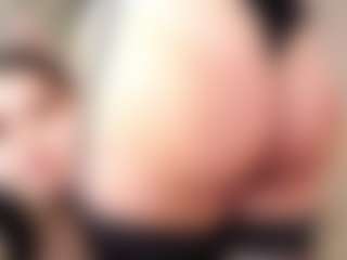ClementinaEatough's Live Sex Cam Show