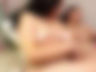 Live cam show with ClementinaEatough - Green Eyes on CamwithHer