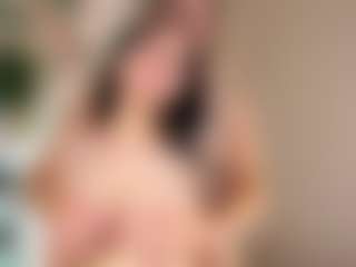 ClementinaEatough's Live Sex Cam Show