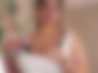 ClementinaEatough's Live Sex Cam Show
