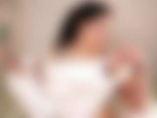 ClementinaEatough's Live Sex Cam Show
