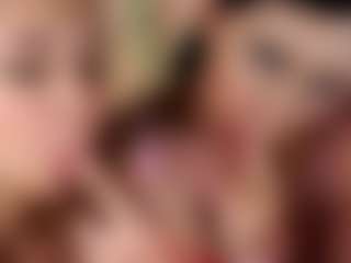 Live cam show with ClementinaEatough - Green Eyes on CamClone