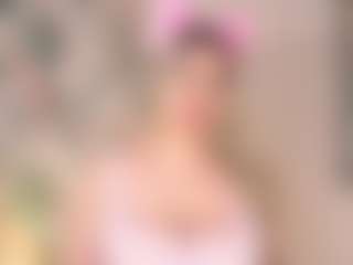 ClementinaEatough's Live Sex Cam Show