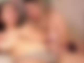 Live cam show with ClementinaEatough - Eating Pussy on SinfulBabes