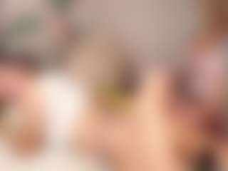 Live cam show with ClementinaEatough - Camel Toe on justonemore.cc