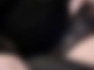 EliseHot911's Live Sex Cam Show