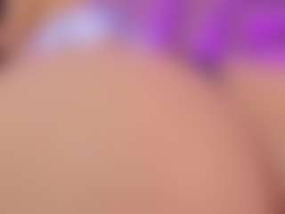 Emily-Jhons's Live Sex Cam Show