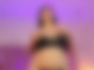 Emily-Jhons's Live Sex Cam Show