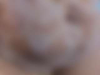 Emily-Jhons's Live Sex Cam Show
