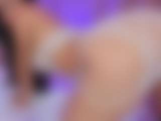 Emily-Jhons's Live Sex Cam Show