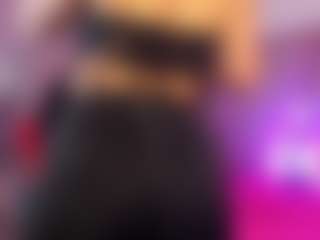 Emily-Jhons's Live Sex Cam Show