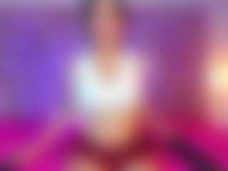 Emily-Jhons's Live Sex Cam Show
