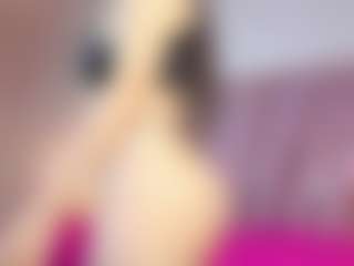 Emily-Jhons's Live Sex Cam Show