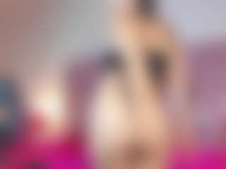 Emily-Jhons's Live Sex Cam Show