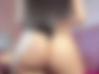 Emily-Jhons's Live Sex Cam Show