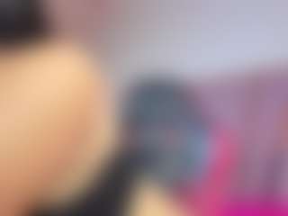 Emily-Jhons's Live Sex Cam Show