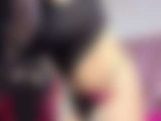 Emily-Jhons's Live Sex Cam Show
