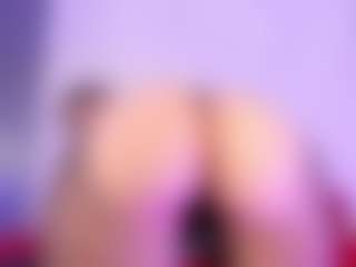 Emily-Jhons's Live Sex Cam Show
