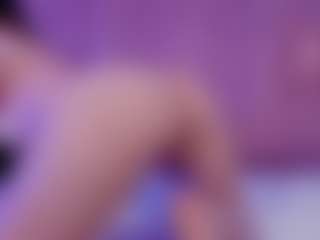 Emily-Jhons's Live Sex Cam Show