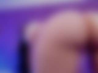 Emily-Jhons's Live Sex Cam Show