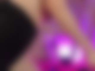 Emily-Jhons's Live Sex Cam Show