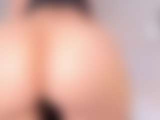 Emily-Jhons's Live Sex Cam Show