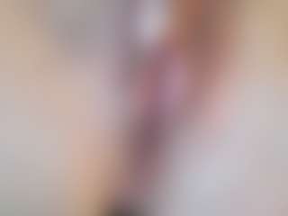 Hotblondemilf1962