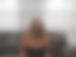 Hotblondemilf1962's Live Sex Cam Show