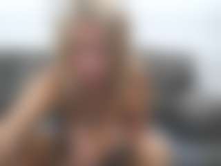 Hotblondemilf1962