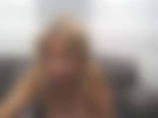 Hotblondemilf1962's Live Sex Cam Show