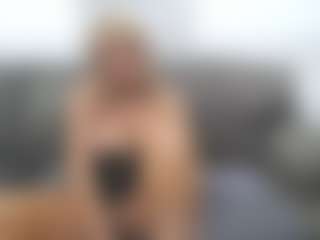 Hotblondemilf1962's Live Sex Cam Show