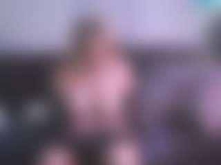 Hotblondemilf1962's Live Sex Cam Show