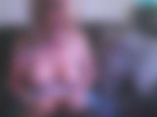 Hotblondemilf1962's Live Sex Cam Show