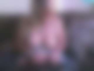 Hotblondemilf1962's Live Sex Cam Show