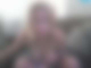 Hotblondemilf1962's Live Sex Cam Show