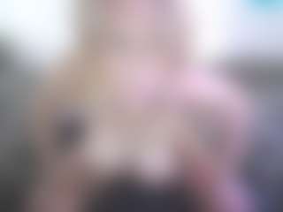 Hotblondemilf1962's Live Sex Cam Show