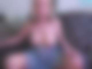 Hotblondemilf1962's Live Sex Cam Show
